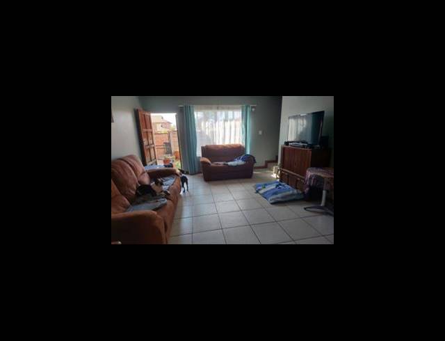 2 BEDROOM TOWNHOUSE SOLD IN ANNLIN